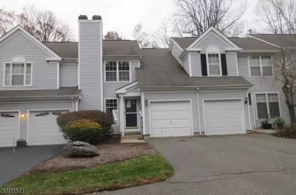 15 Ajax Ct, Allamuchy Twp., NJ 07840