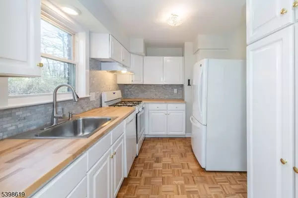 West Orange Twp., NJ 07052,43 Conforti Ave #83