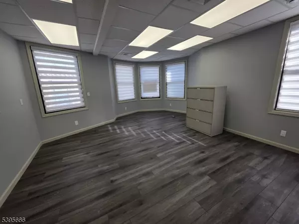 Clifton City, NJ 07011,1149 Main Ave