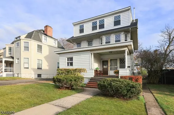 Morristown Town, NJ 07960,7 Olyphant Dr #2