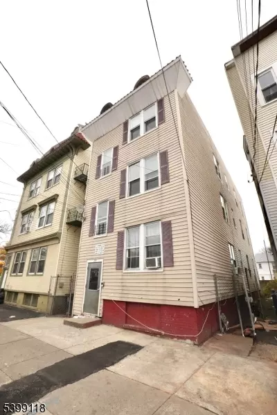 Newark City, NJ 07106,20 Stuyvesant Ave