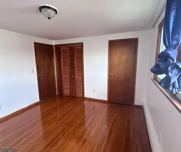 Linden City, NJ 07036,425 Amon Ter #2