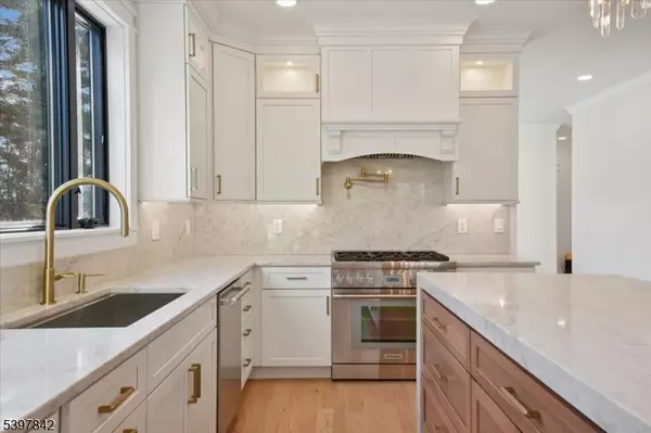 Florham Park Boro, NJ 07932,32 Felch Rd