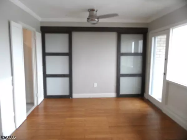 East Orange City, NJ 07017,276 Prospect St #8 D