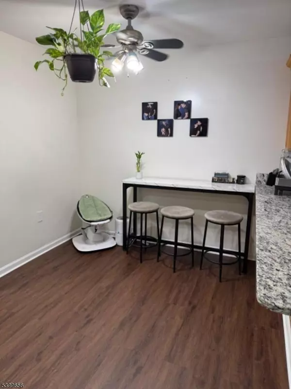 Newark City, NJ 07104,751 Summer Ave #1D