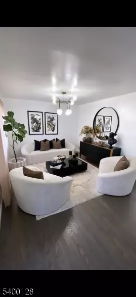 Totowa Boro, NJ 07512,44 Harding Ave