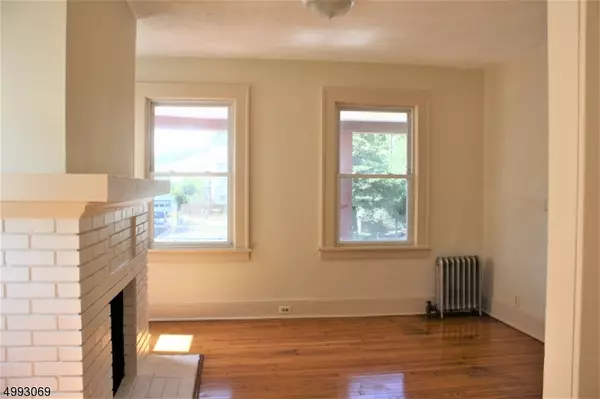 Montclair Twp., NJ 07042,31 Rosedale Ave