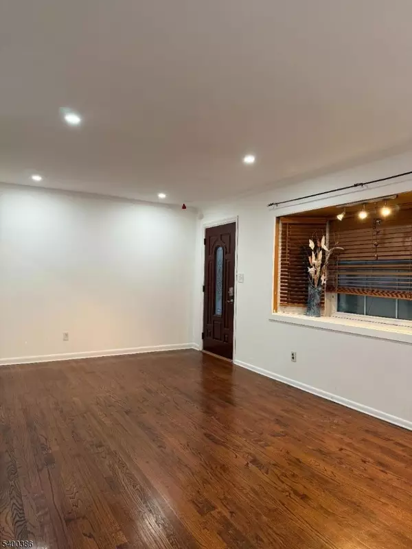 South Plainfield Boro, NJ 07080,101 Morril Dr