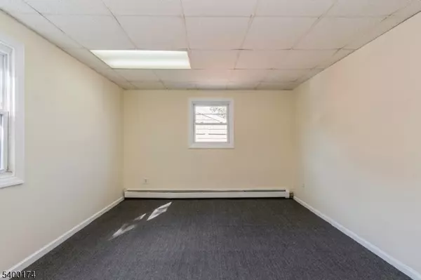 Bloomfield Twp., NJ 07003,414 Broad Street, Apt 5