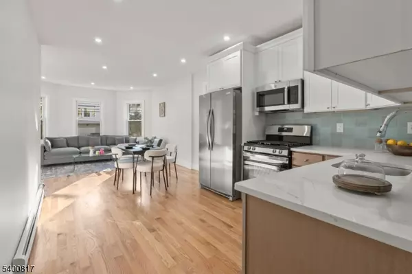 Newark City, NJ 07107,180 N 12Th St