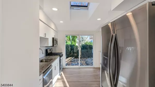 Neptune Twp., NJ 07753,8 Norman Dr