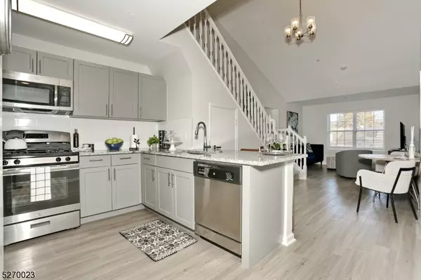 Midland Park Boro, NJ 07432,187 Paterson Avenue