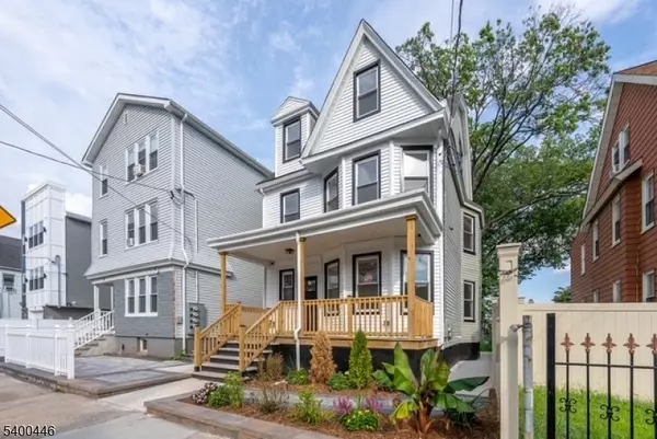 Newark City, NJ 07106,32 Palm St