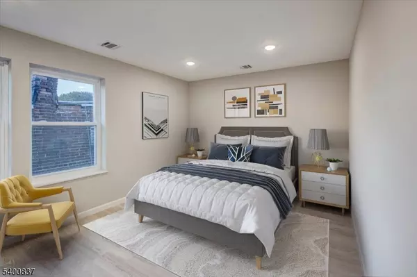 Newark City, NJ 07106,1081 18Th Ave