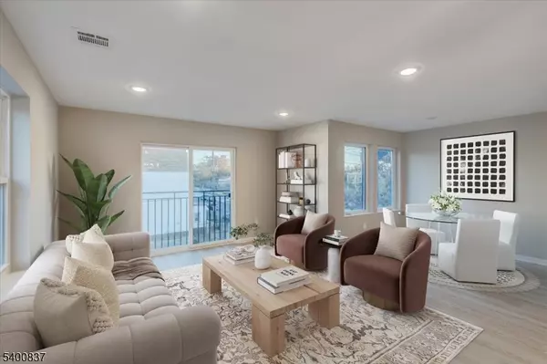 Newark City, NJ 07106,1081 18Th Ave