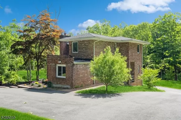 Morris Twp., NJ 07960,242 Lake Rd