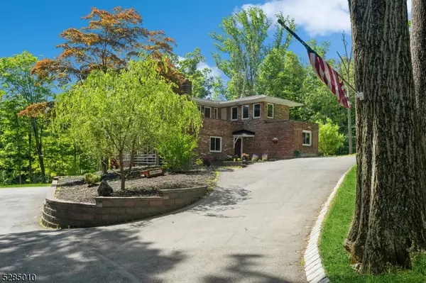 Morris Twp., NJ 07960,242 Lake Rd