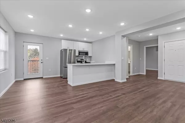 Bloomfield Twp., NJ 07003,224 Broad St #302