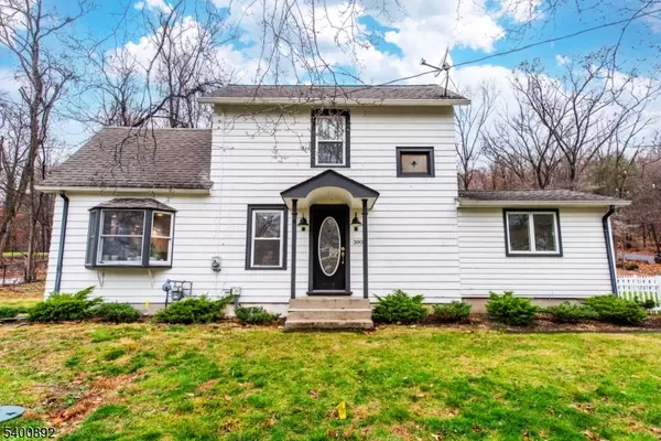 Franklin Lakes Boro, NJ 07417,390 Mountain Ave