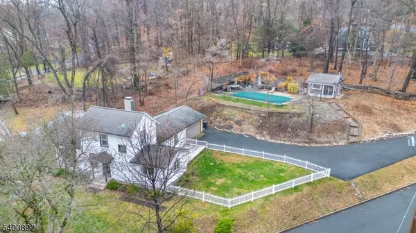 Franklin Lakes Boro, NJ 07417,390 Mountain Ave