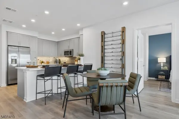 2000 Schindler #A13, South Amboy City, NJ 08879