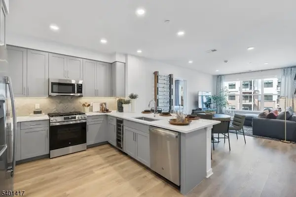 2000 Schindler Dr #A11, South Amboy City, NJ 08879