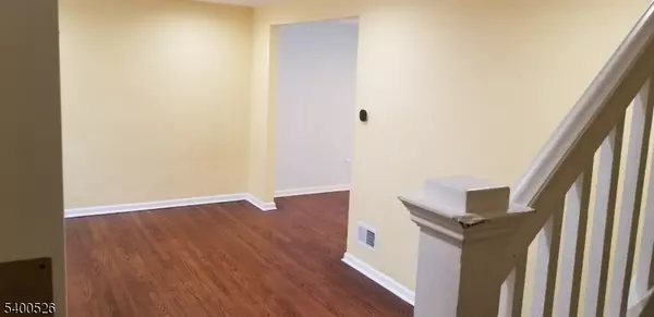 Paramus Boro, NJ 07652,374 E Midland