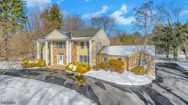 13 Knollwood Trail East, Mendham Twp., NJ 07945