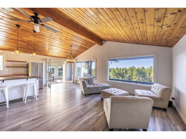 Florence, OR 97439,87748 TERRACE VIEW DR