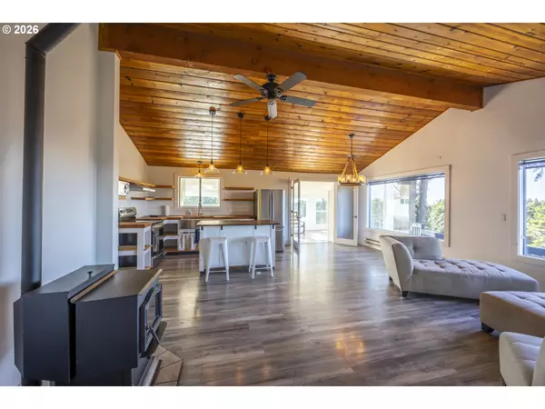 Florence, OR 97439,87748 TERRACE VIEW DR