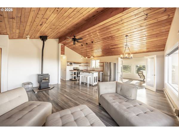 Florence, OR 97439,87748 TERRACE VIEW DR