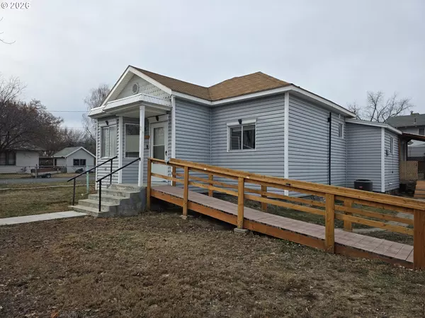 2707 3RD ST, Baker City, OR 97814