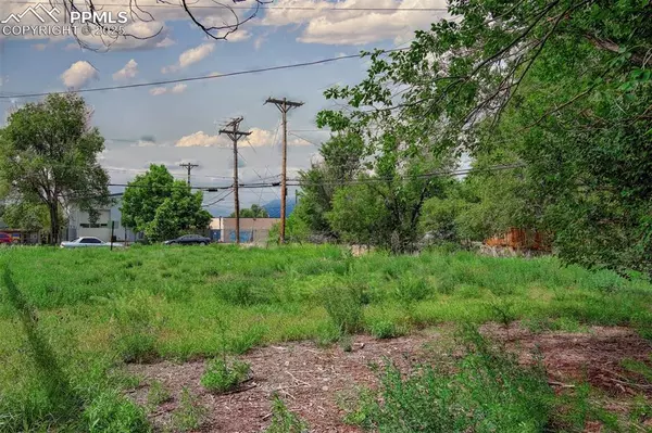 Colorado Springs, CO 80909,2118 E St Vrain ST