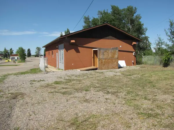 Innisfail, AB T4G 1S6,4303 and 4301 49 ST