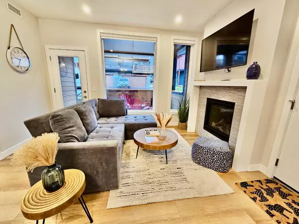 Canmore, AB T1W0G6,209 Stewart Creek Rise #202I