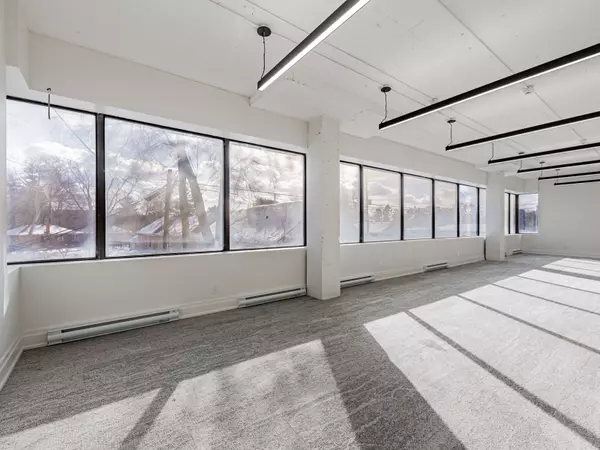 Toronto C06, ON M3H 5W1,345 Wilson AVE #201