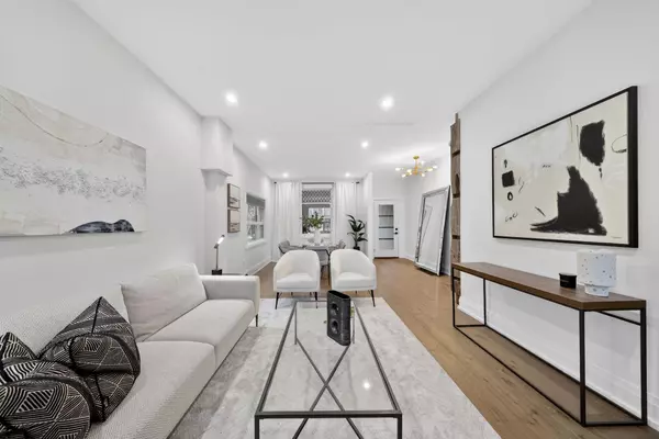 Toronto E01, ON M4J 4V3,143 Parkmount RD