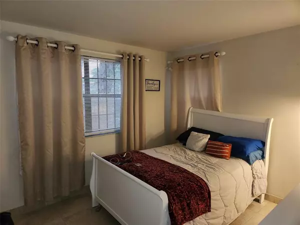 Sunrise, FL 33322,10180 NW 30th Ct #101