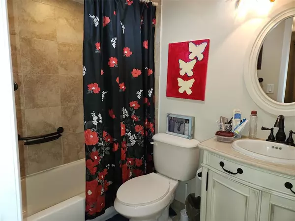 Sunrise, FL 33322,10180 NW 30th Ct #101