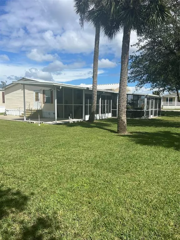 Moore Haven, FL 33471,913 Yacht Club Way