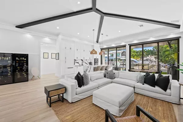 Boca Raton, FL 33487,710 NE 69th Street