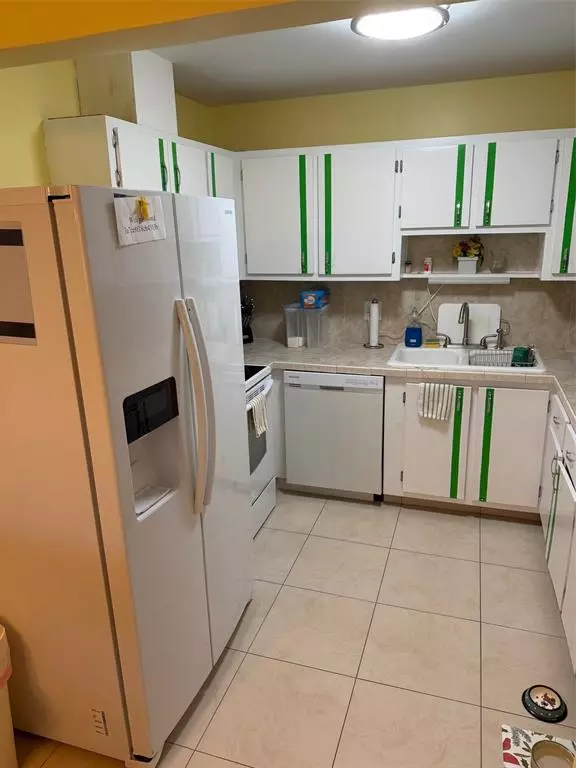 West Palm Beach, FL 33415,5780 W Fernley Dr #83