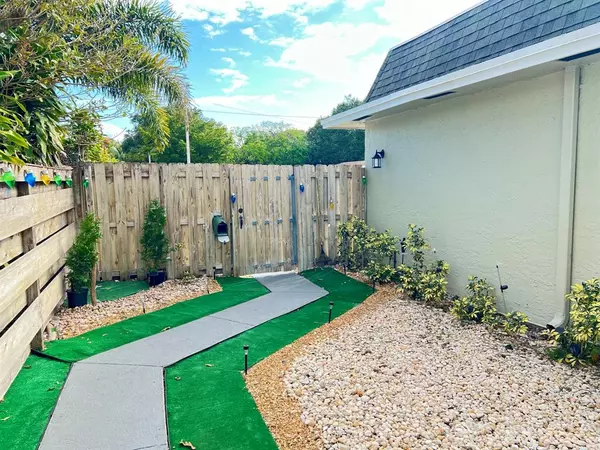 Fort Lauderdale, FL 33311,1123 N Andrews Ave