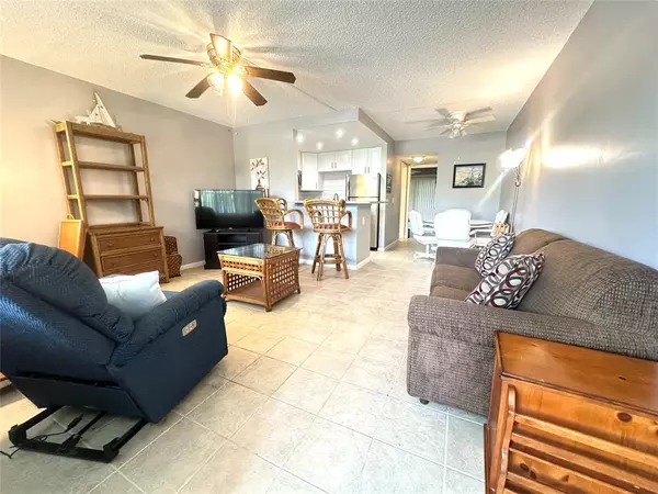 Deerfield Beach, FL 33442,377 Tilford R #377