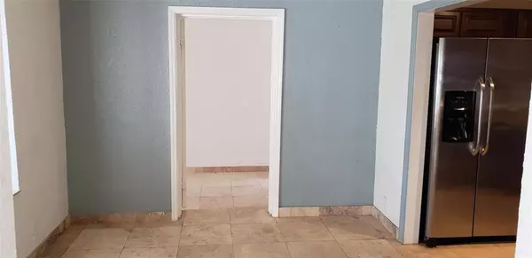 Fort Lauderdale, FL 33315,413 SW 16th St