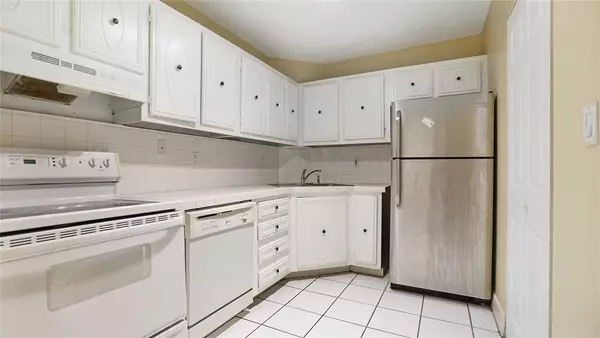 Oakland Park, FL 33309,3123 OAKLAND SHORES DR #D104