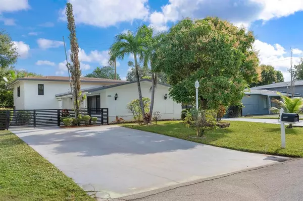 Miami, FL 33179,20335 NE 13th Ct