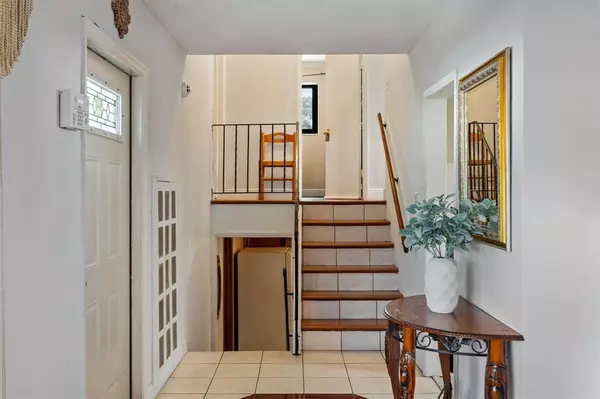 Miami, FL 33179,20335 NE 13th Ct