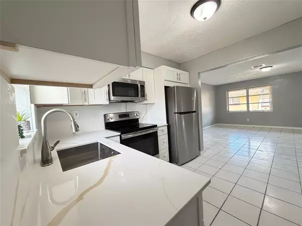 Hollywood, FL 33021,5826 Pierce St