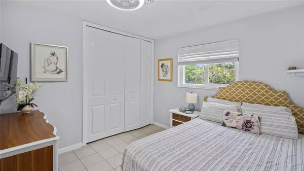 Margate, FL 33063,6322 Royal Palm Blvd